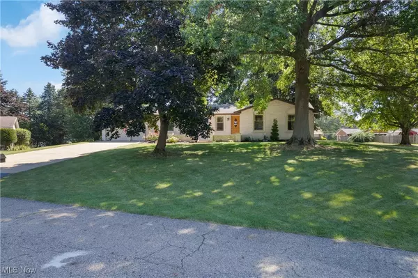 North Canton, OH 44720,5390 Echodell AVE NW