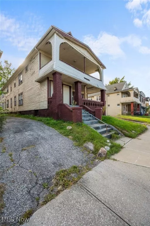 Cleveland, OH 44105,3545 E 116th ST