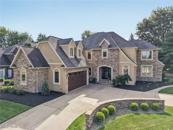 4258 Saint Francis CT, Avon, OH 44011