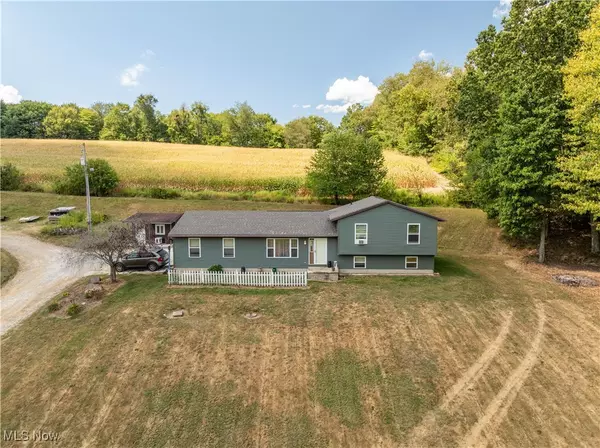 East Rochester, OH 44625,11153 Augusta RD