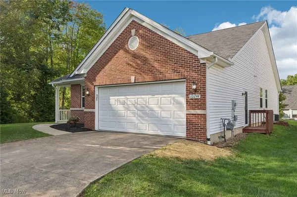 10244 Hidden Valley DR, North Royalton, OH 44133