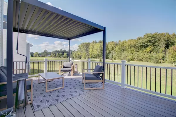 Columbia Station, OH 44028,23816 Pine Valley DR