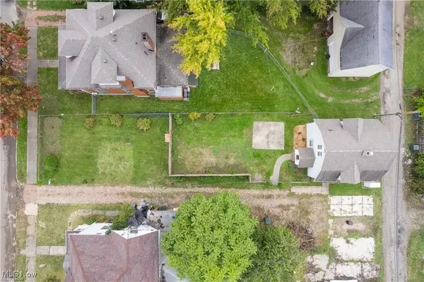 Canton, OH 44703,1227 Worley AVE NW