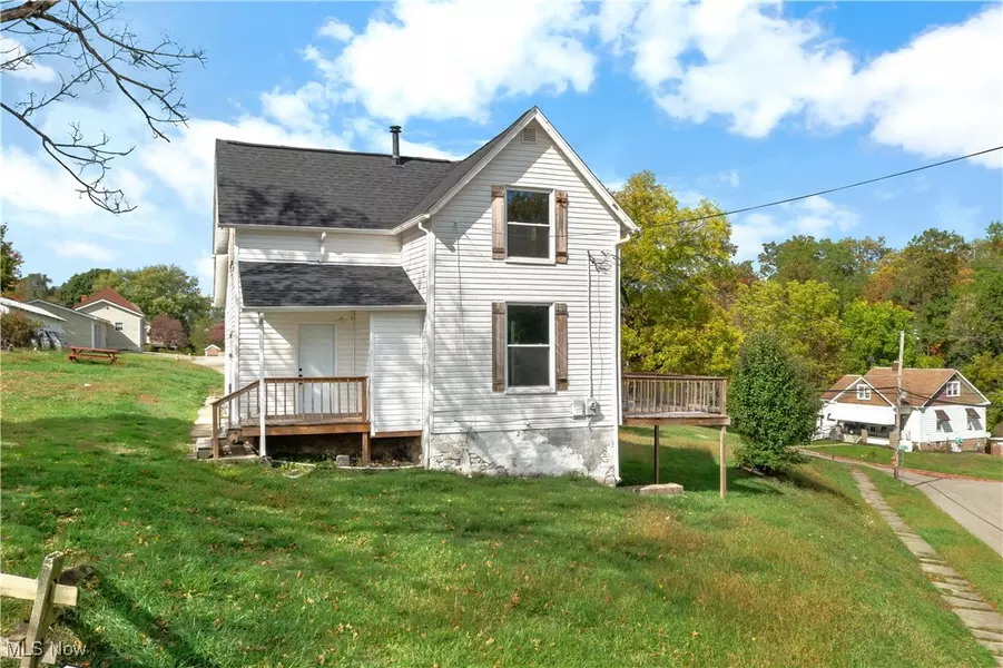 101 Willow ST, Bethesda, OH 43719