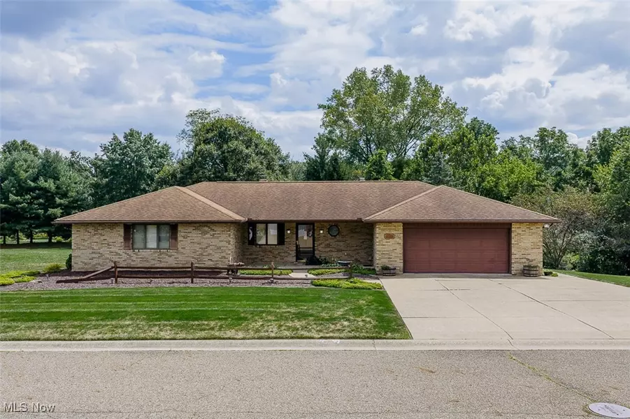 2433 Fontana ST NW, Massillon, OH 44646