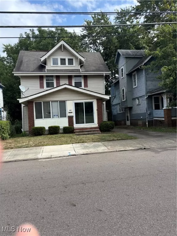 Akron, OH 44307,577 Rhodes AVE