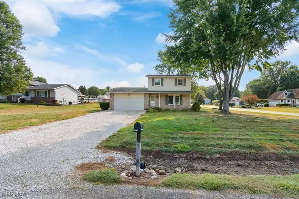 Canal Fulton, OH 44614,5484 Bonham AVE NW