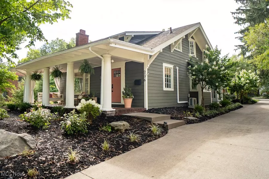 236 Rose Lane ST SW, North Canton, OH 44720