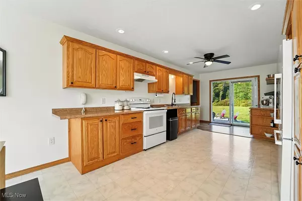 Conneaut, OH 44030,5091 State Line RD