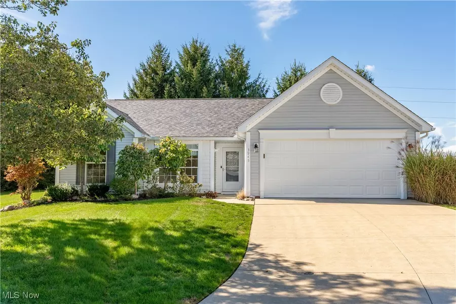 3945 Arbor Creek AVE NW, Canton, OH 44718