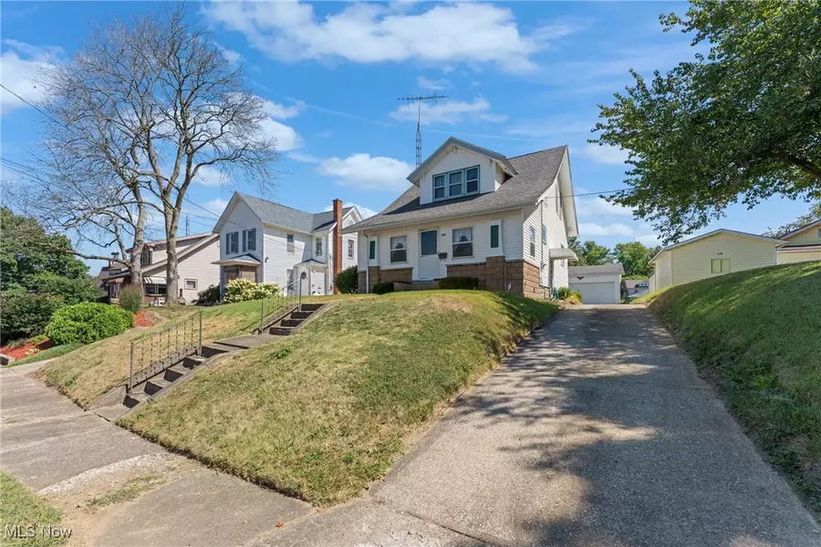 104 16th ST SW, Massillon, OH 44647