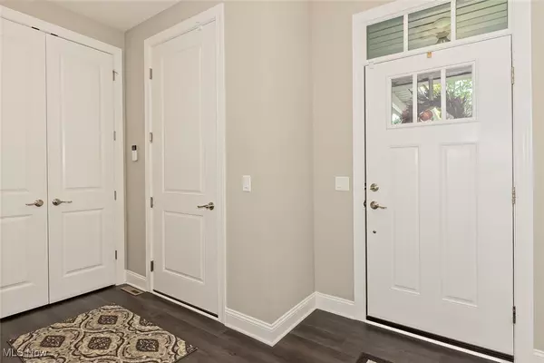 Chagrin Falls, OH 44023,8086 Canyon RDG