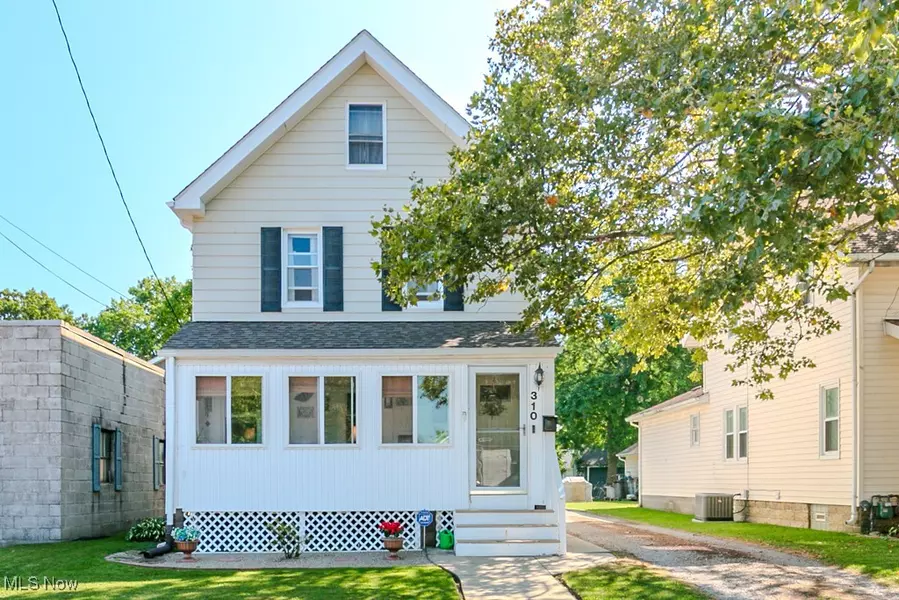 310 East ST, Fairport Harbor, OH 44077