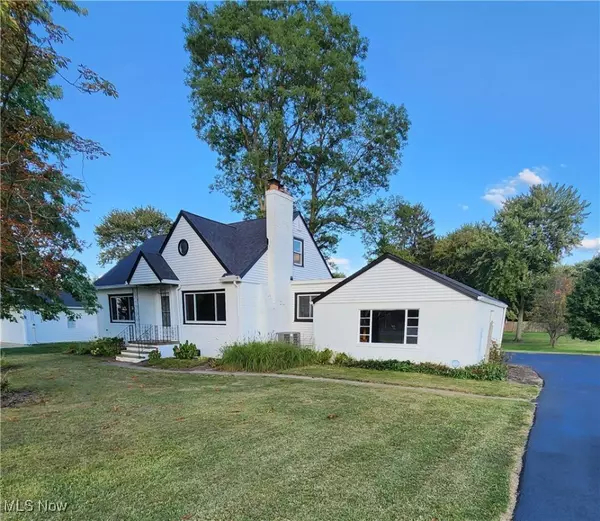 Stow, OH 44224,4959 Hudson DR