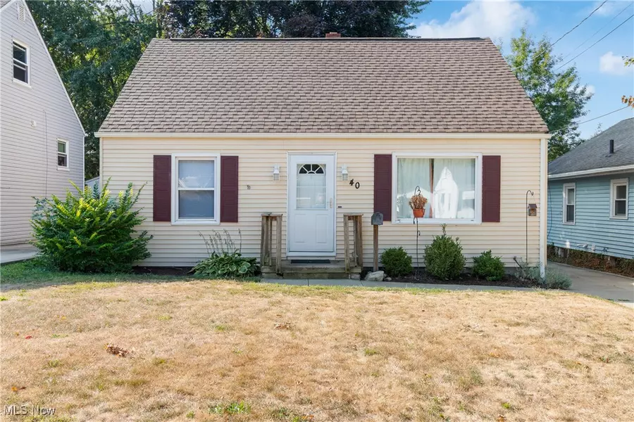 40 E Dresden AVE, Akron, OH 44301