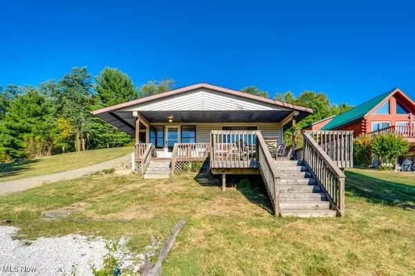 Malvern, OH 44644,578 W Mohawk DR