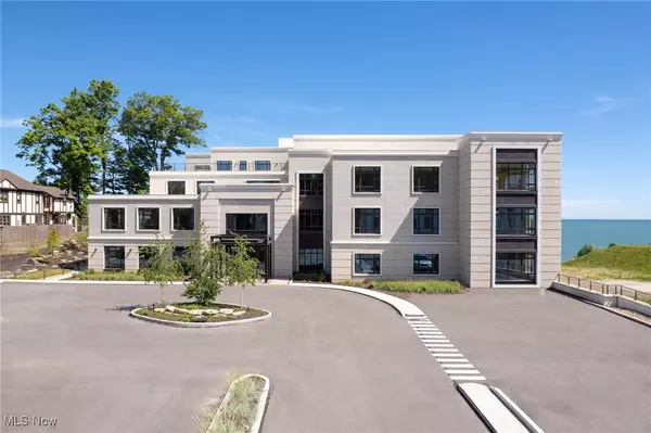 22700 Lake RD #305, Rocky River, OH 44116