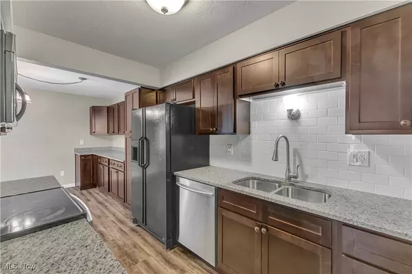 Mentor, OH 44060,7970 Mentor AVE #D7