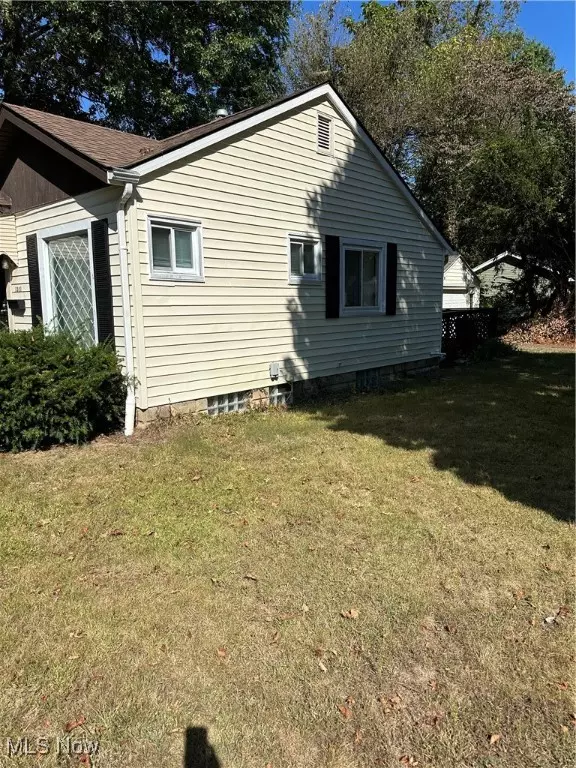 Akron, OH 44320,1381 Orrin ST