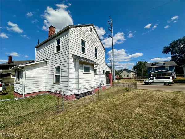 Canton, OH 44704,323 Belden AVE NE