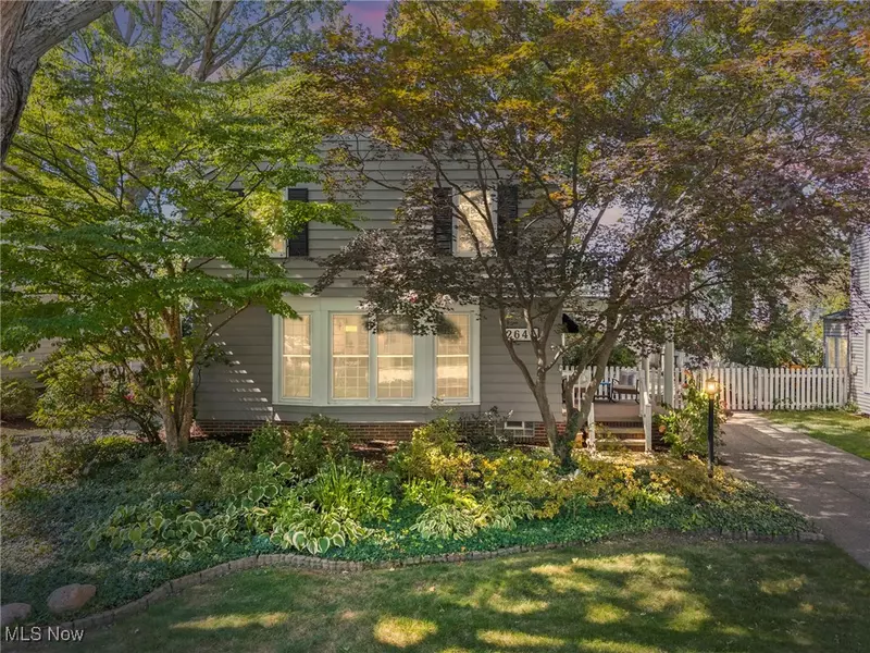 2644 Hampton RD, Rocky River, OH 44116