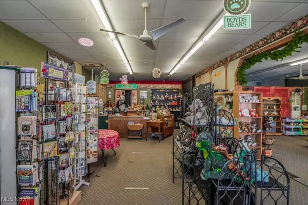 Canal Fulton, OH 44614,117 N Canal ST