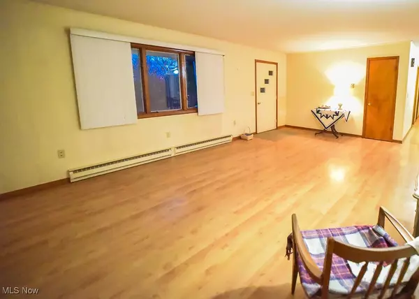 Rock Creek, OH 44084,2111 Mechanicsville RD