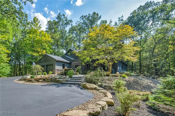 2358 Banning RD,  Bath,  OH 44333