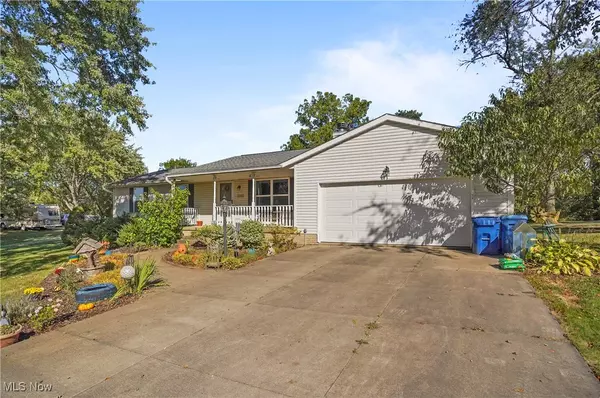 2881 Wilbanks DR, Norton, OH 44203