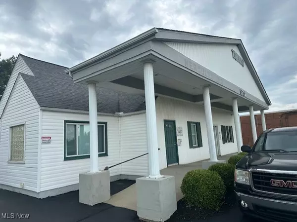 5922 South AVE, Youngstown, OH 44512