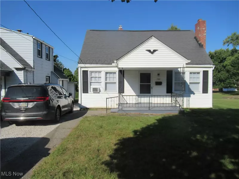 788 Mckinley AVE, Bedford, OH 44146