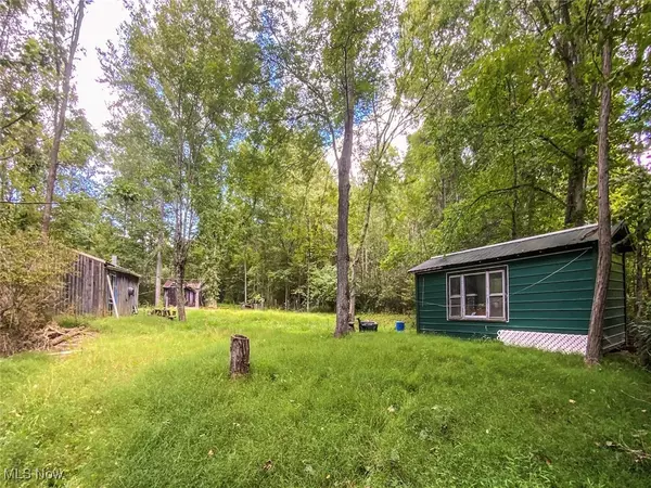 62250 Batesville RD,  Quaker City,  OH 43773