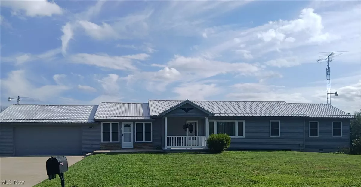 Amesville, OH 45711,1022 Tullis RD