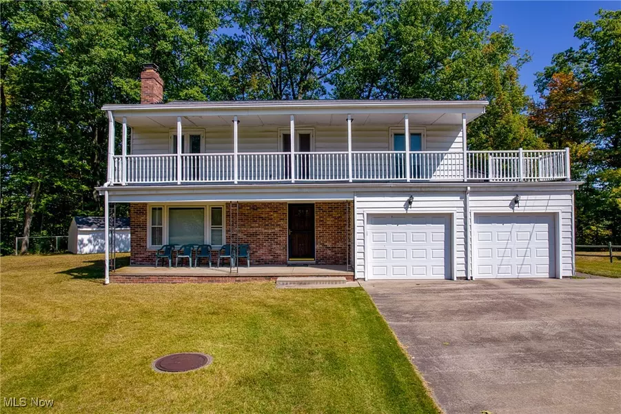 24402 Barrett RD, Olmsted Twp, OH 44138