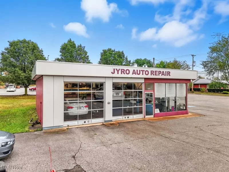 10191 Northfield RD, Northfield Village, OH 44067