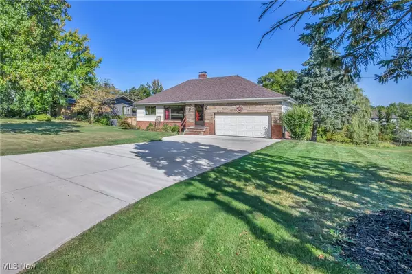 Brecksville, OH 44141,4523 Oakes RD