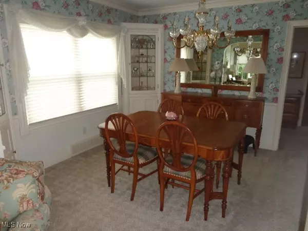 Parma Heights, OH 44130,5845 Lotusdale DR