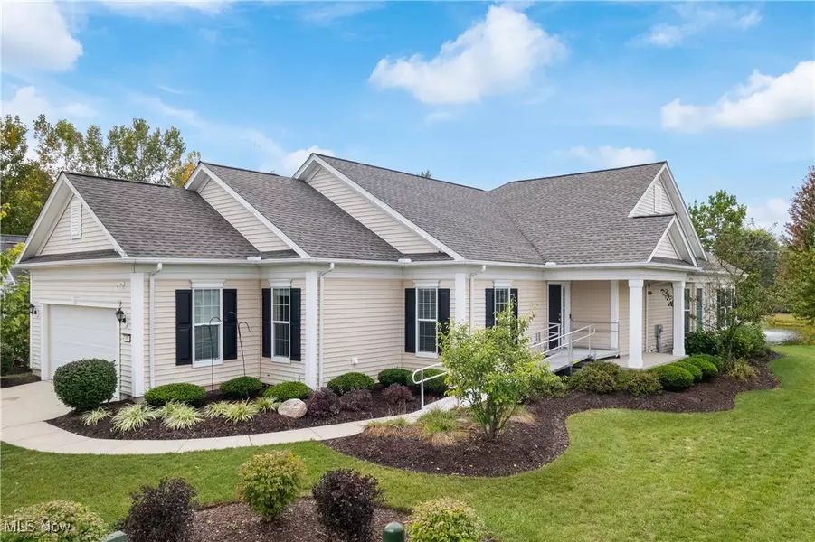 480 Bridge Pointe LN, Brunswick, OH 44212