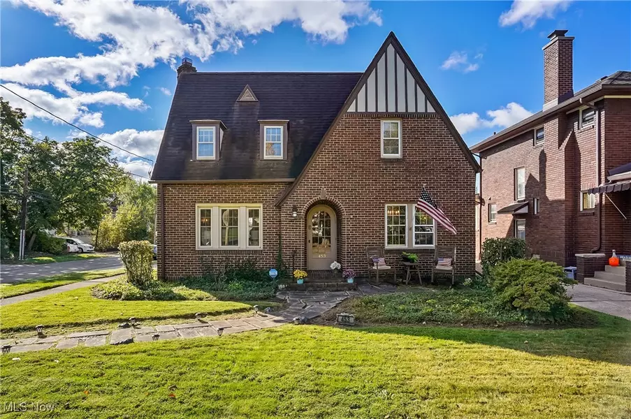 453 E Broadway AVE, Girard, OH 44420