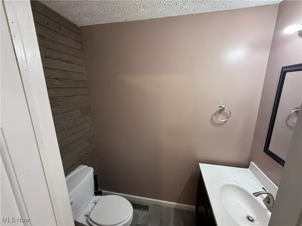 Northfield, OH 44067,189 Summit AVE