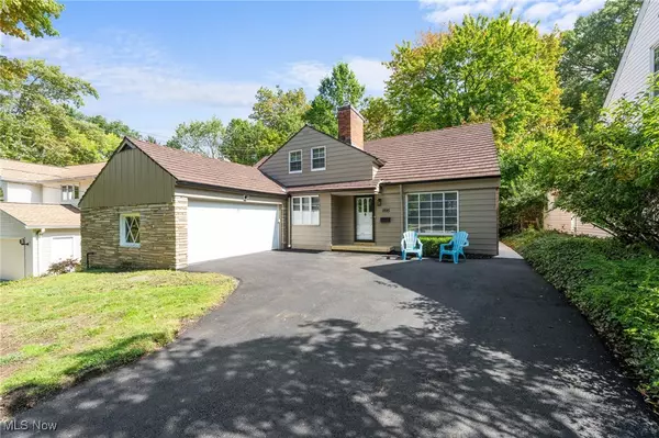 1895 Temblethurst RD, South Euclid, OH 44121