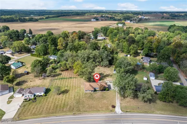 Louisville, OH 44641,5109 Columbus RD NE