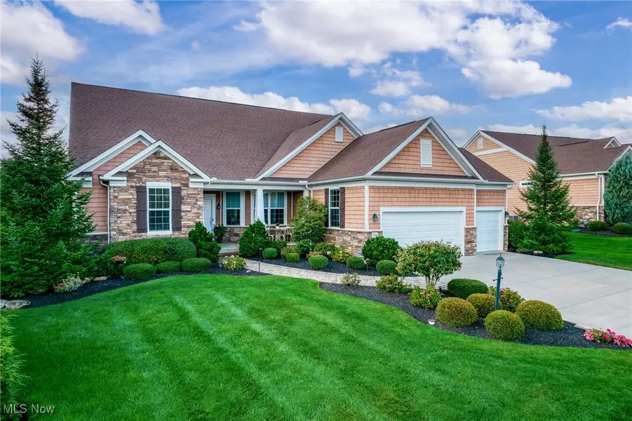 7256 Dursley CT, Solon, OH 44139