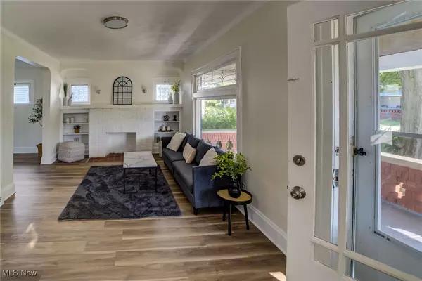 Garfield Heights, OH 44125,10105 Greenview