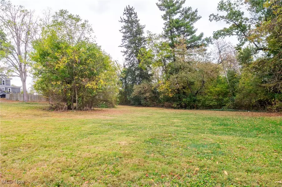 Main ST, Apple Creek, OH 44606