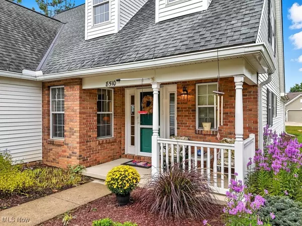 Sagamore Hills, OH 44067,8510 Waterside DR