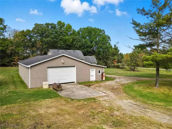 West Farmington, OH 44491,5801 Girdle RD