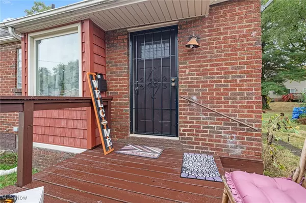 Canton, OH 44704,442 Fenton AVE NE