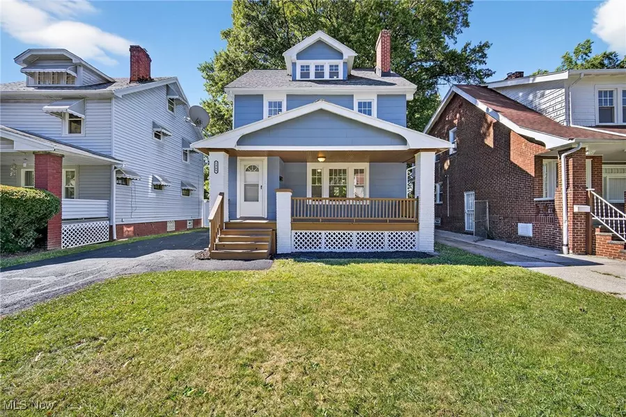 1068 Elbon RD, Cleveland Heights, OH 44121