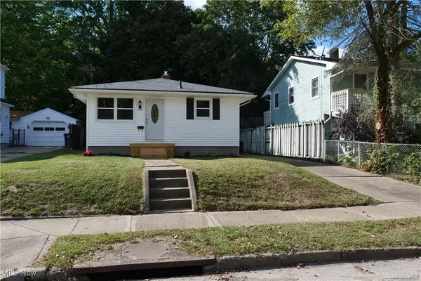 486 Frazier AVE, Akron, OH 44305